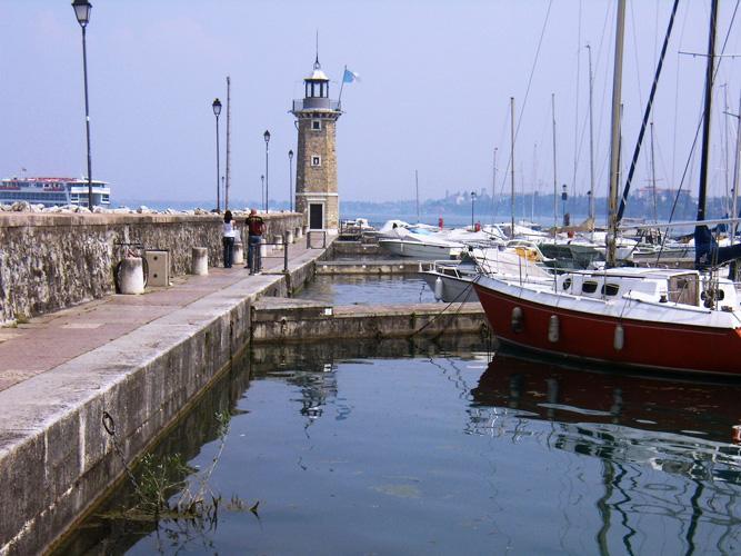 Hotel Primavera Desenzano del Garda Exterior photo